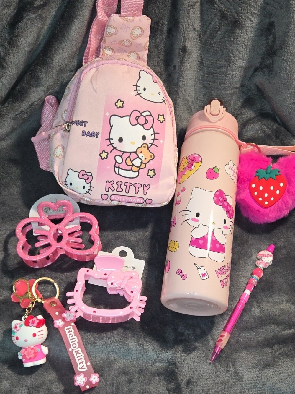 Hello Kitty Pink Accessory Set with Mini Backpack & Bottle